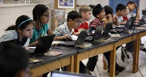 Penggunaan Komputer dalam Pendidikan